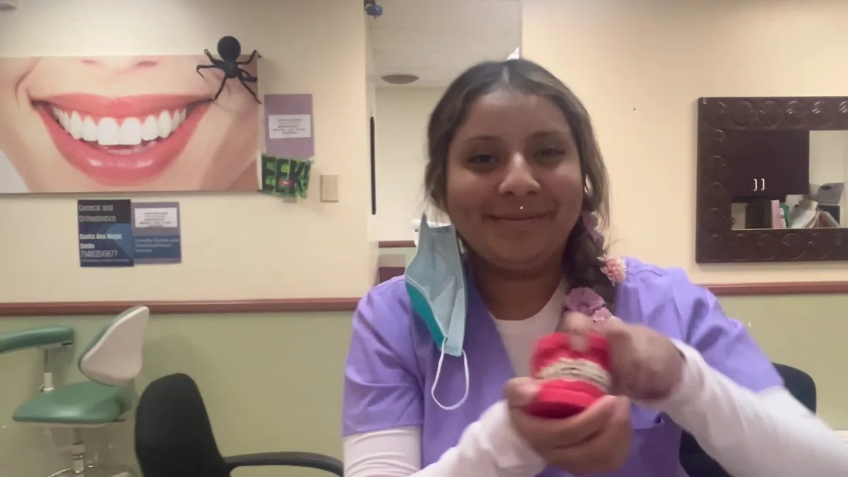 Santa Ana Magic Smile — photo 3