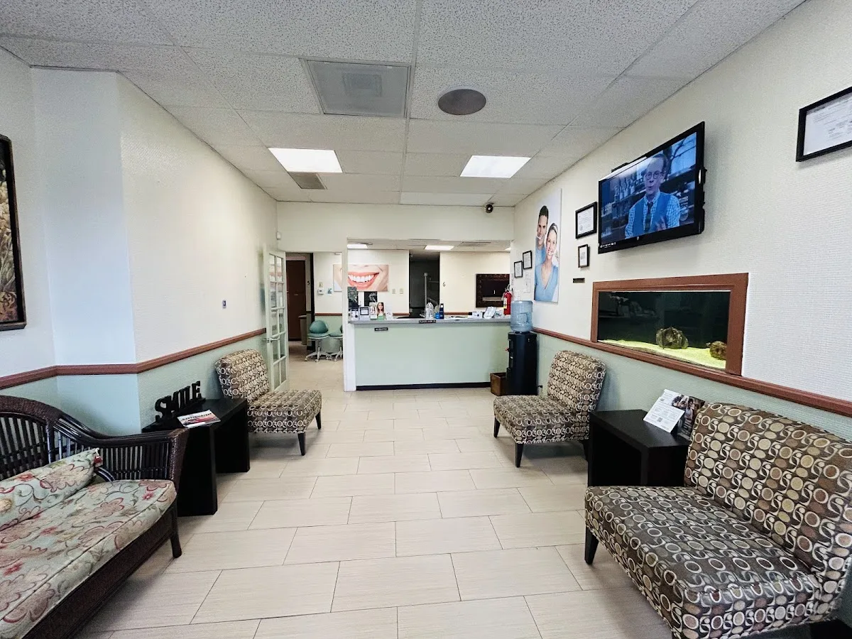 Santa Ana Magic Smile — photo 4