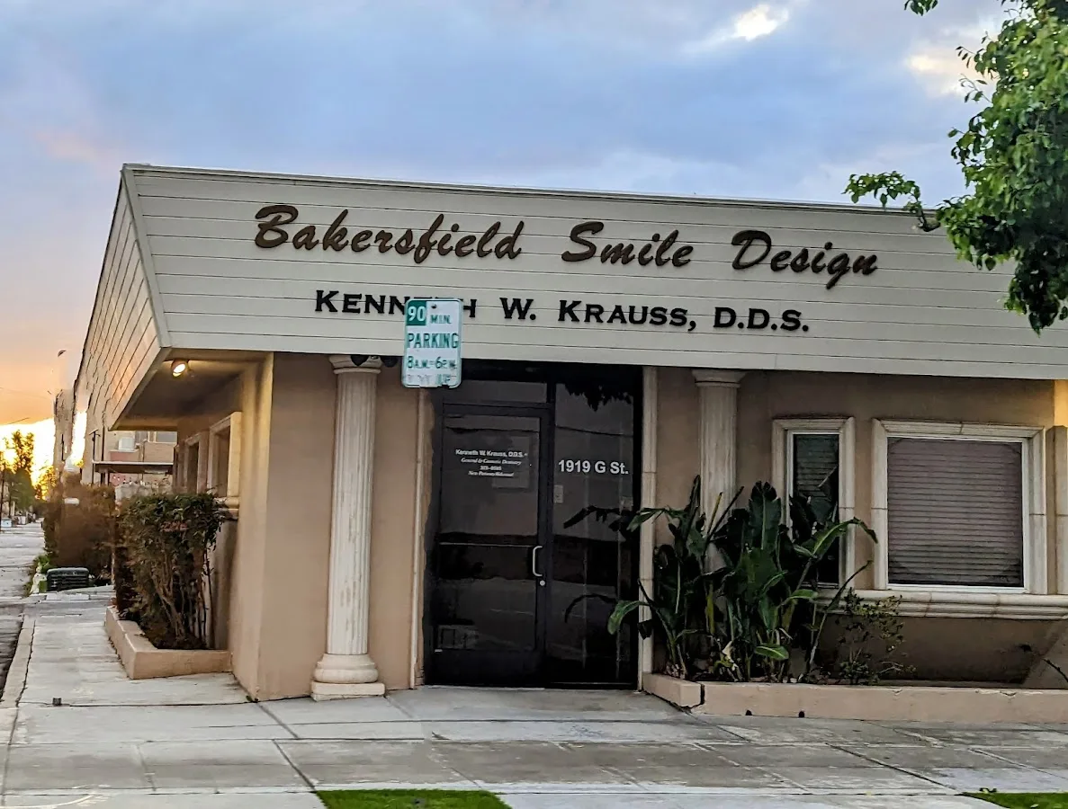 SDDS Dental - Implant, Cosmetic, and General Dentist — photo 3