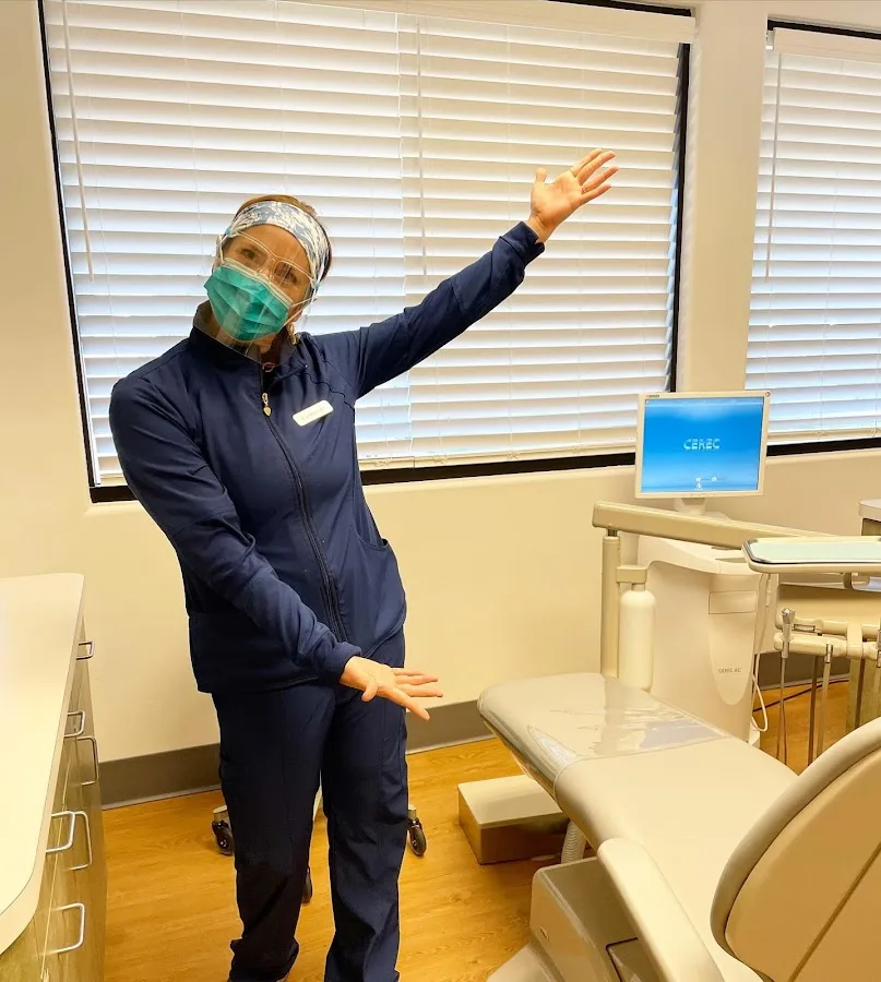 Smiles Chandler — photo 2