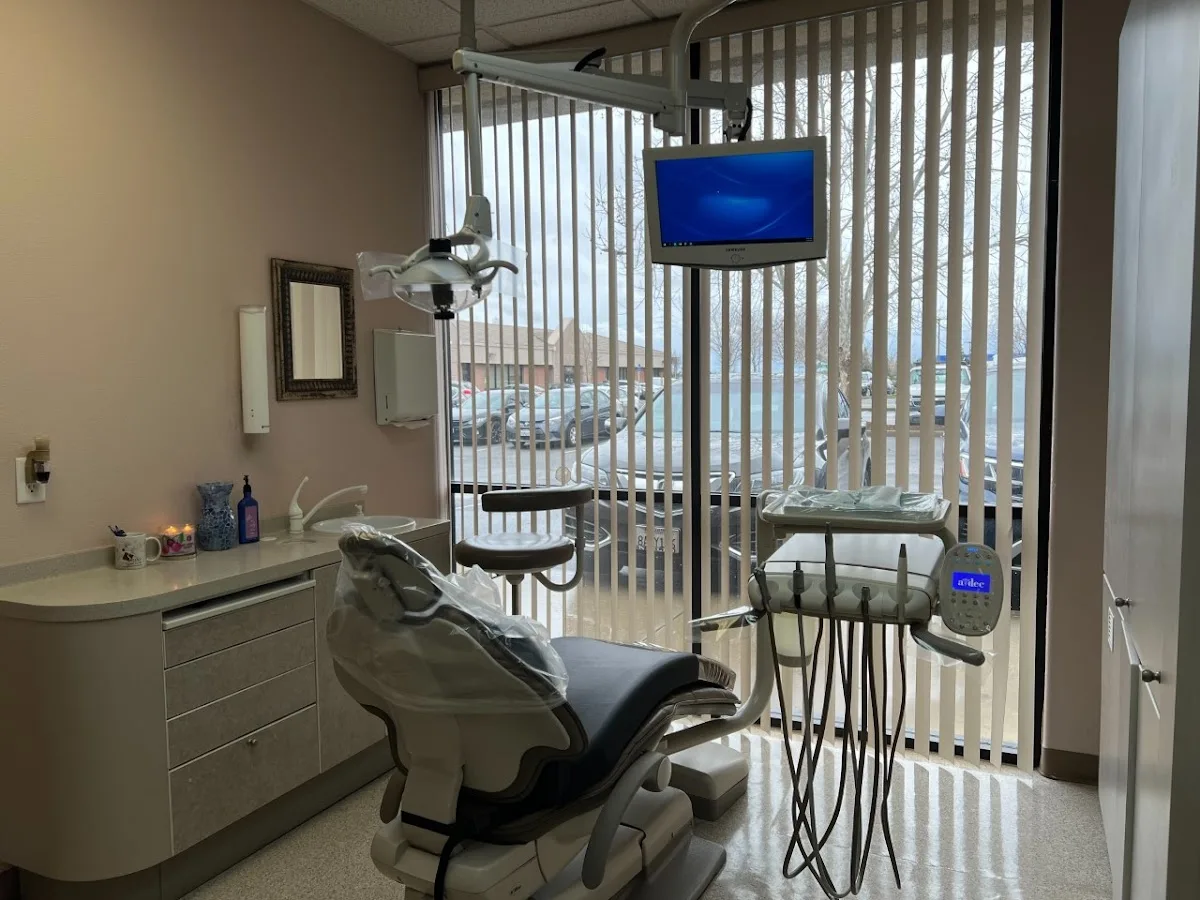 Smiles Dental Studio, Dr. Neelofar Khan DDS — photo 3
