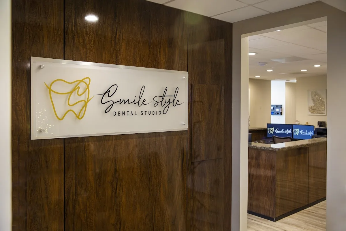 SmileStyle Dental Studio