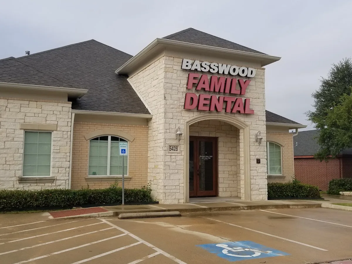 Summerbrook Dental & Implants — photo 3