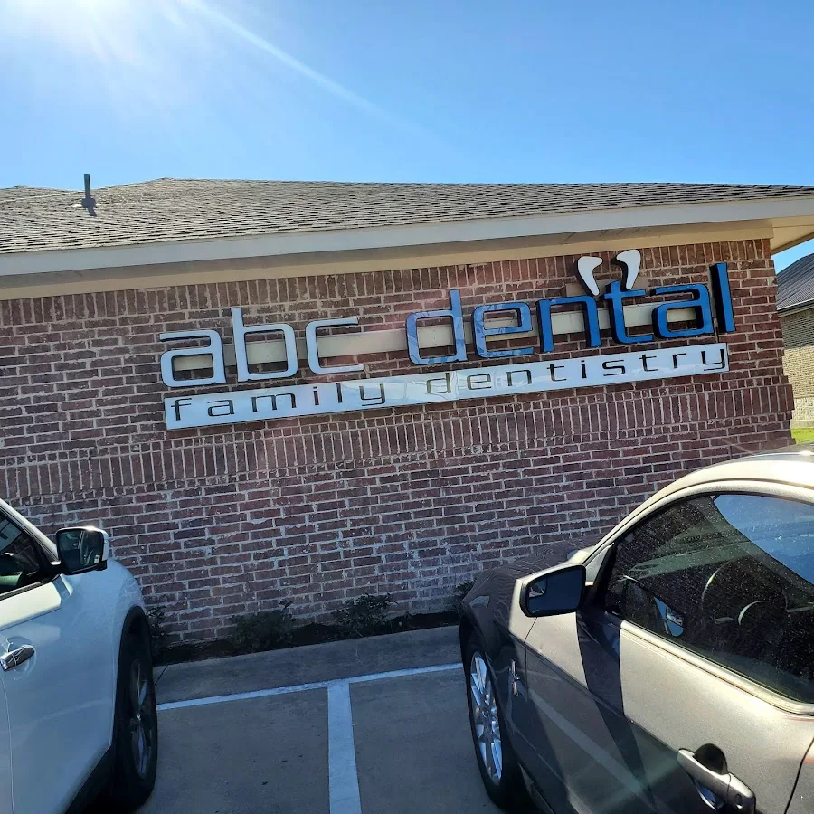 Summerbrook Dental & Implants — photo 4