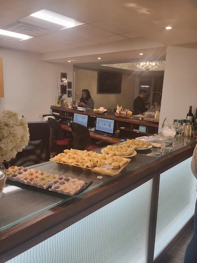 Dental clinic setting associated with Sutton Advanced Cosmetic Dentistry