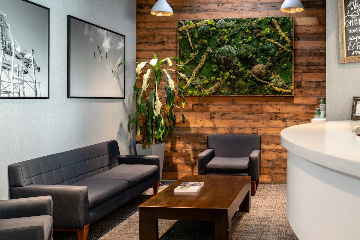 Total Health Dental Care - Old Oakland Office on Broadway, Oakland — photo 2