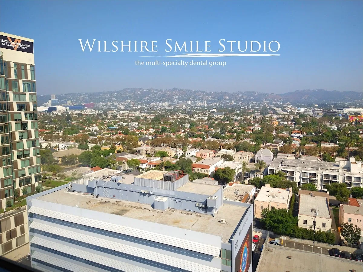 Wilshire Smile Studio - Los Angeles Dentist, Cosmetic and Emergency Dentistry — photo 2