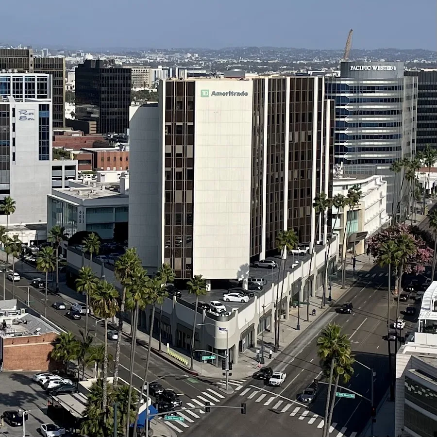 Zakhor Dental Group- Beverly Hills cosmetic dentist — photo 2